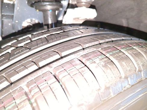 New 2025 Jeep Grand Cherokee L Limited w/ Luxury Tech Group II image 30