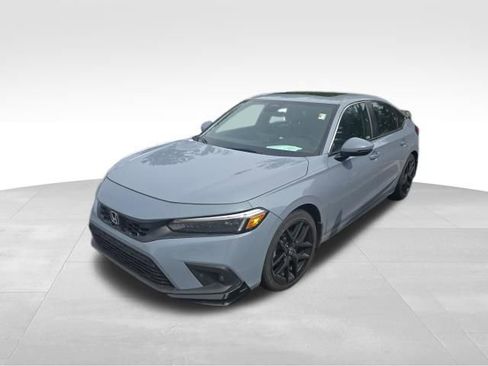 Used 2023 Honda Civic Sport Touring image 3