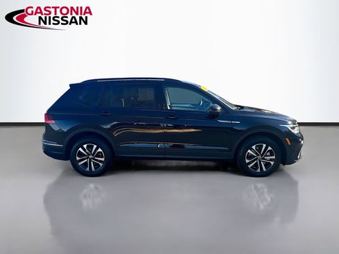Used 2024 Volkswagen Tiguan S image 10