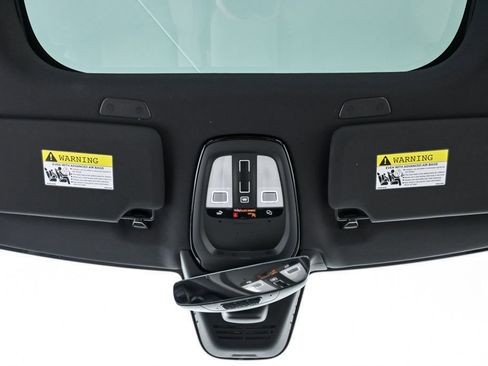 New 2026 Volvo XC90 B5 Plus w/ Protection Package image 19