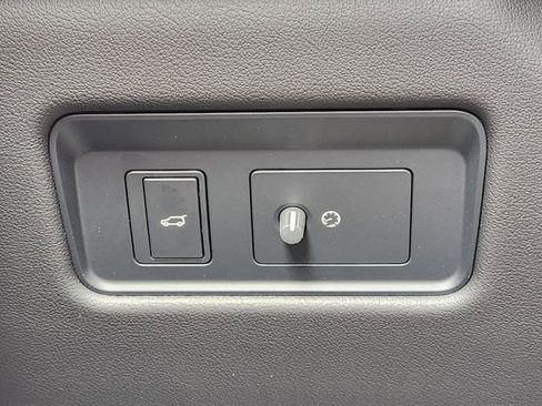 Used 2026 Jaguar F-PACE R-Dynamic S image 20