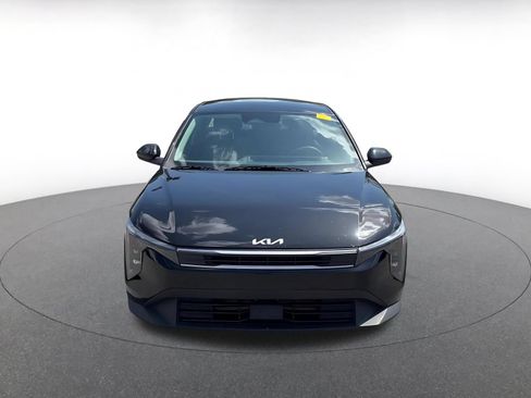 Used 2025 Kia K4 FWD image 3