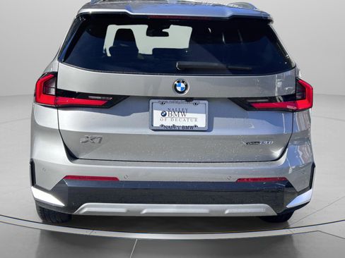 Used 2025 BMW X1 xDrive28i w/ Convenience Package image 3