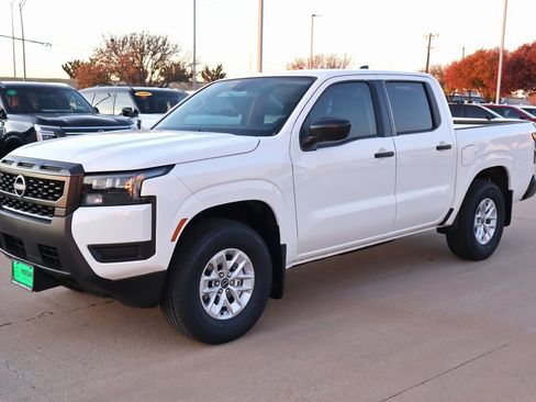 New 2026 Nissan Frontier S image 3