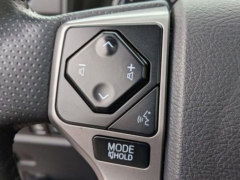 Used 2023 Toyota 4Runner Limited AWD/4WD image 19