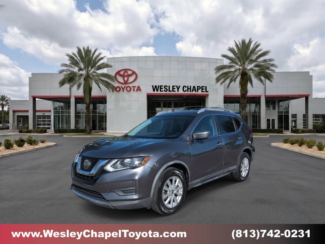 Used 2018 Nissan Rogue SV FWD image 1