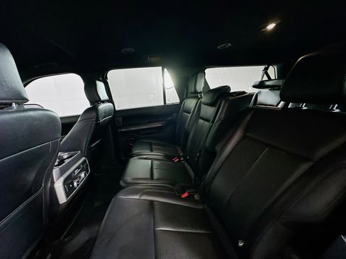 Used 2019 Ford Expedition Max XLT w/ Equipment Group 202A image 28