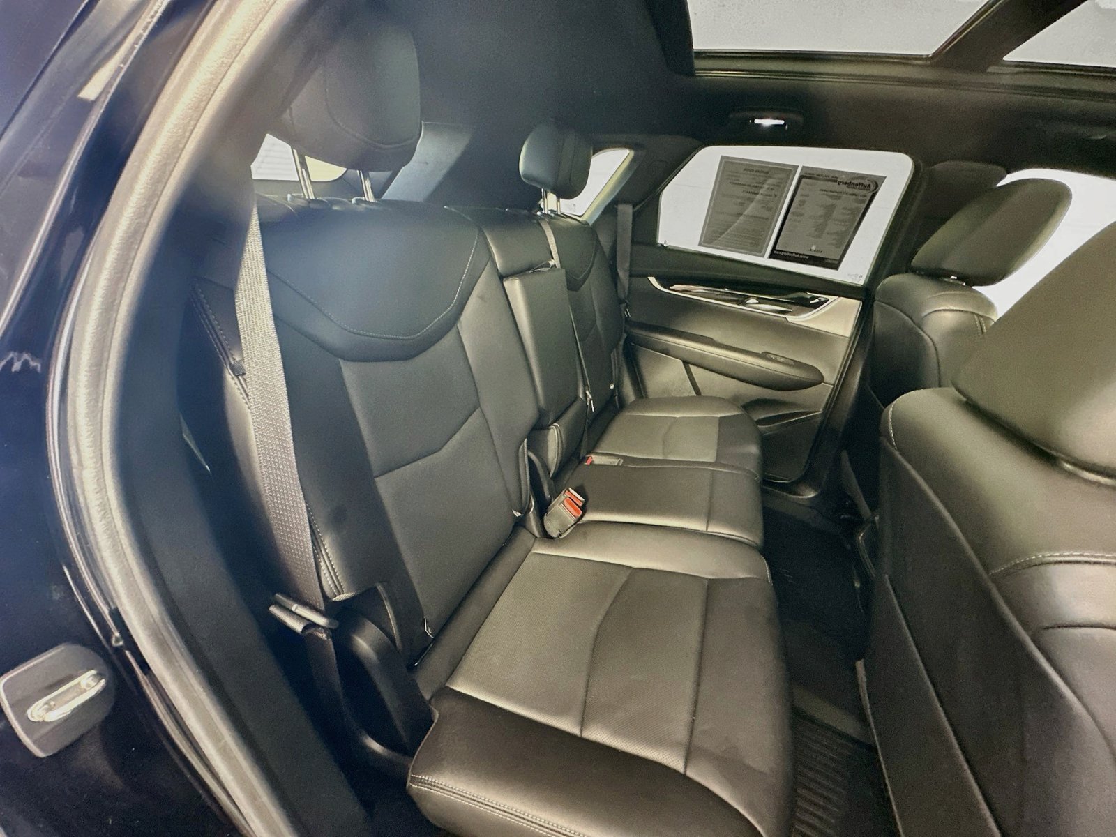 Used 2021 Cadillac XT5 Premium Luxury w/ LPO, Floor Liner Package FWD image 27