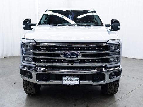 Used 2024 Ford F350 Lariat w/ FX4 Off-Road Package image 2