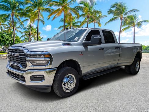 New 2026 RAM 3500 Tradesman AWD/4WD image 7