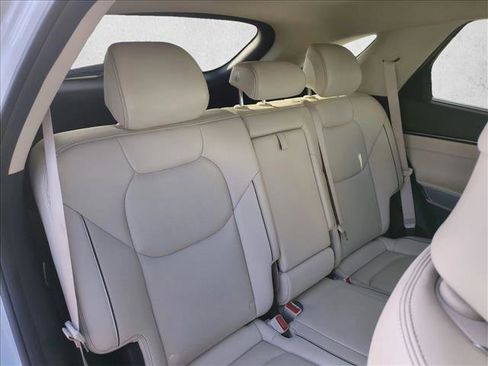 Used 2022 Genesis GV70 2.5T w/ Advanced Package image 20