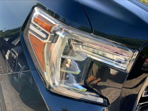 Used 2020 GMC Sierra 1500 AT4 w/ AT4 Premium Package AWD/4WD image 28