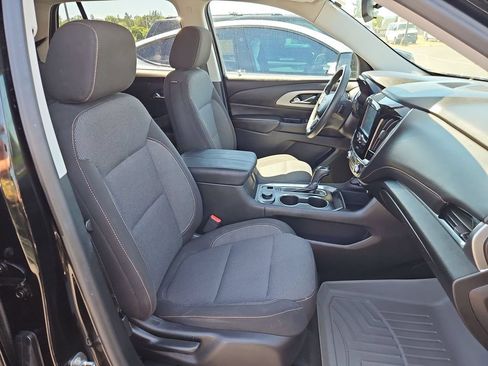 Used 2018 Chevrolet Traverse LS AWD/4WD image 28