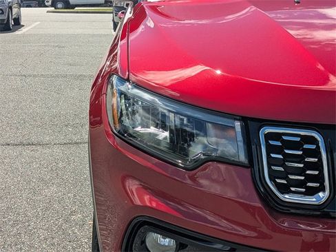 New 2026 Jeep Compass Limited image 9