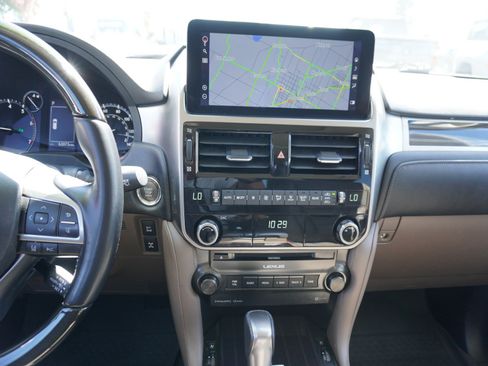 Used 2022 Lexus GX 460 Premium w/ Premium Package AWD/4WD image 16