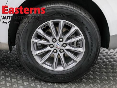 Used 2024 Buick Enclave Premium image 36