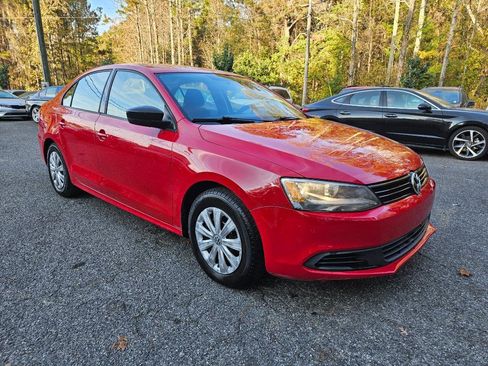 Used 2014 Volkswagen Jetta S image 9