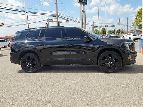 Used 2025 GMC Acadia Elevation w/ Elevation Premium Package FWD image 14