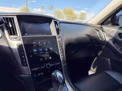 Used 2015 INFINITI Q50 Premium w/ Navigation Package image 14