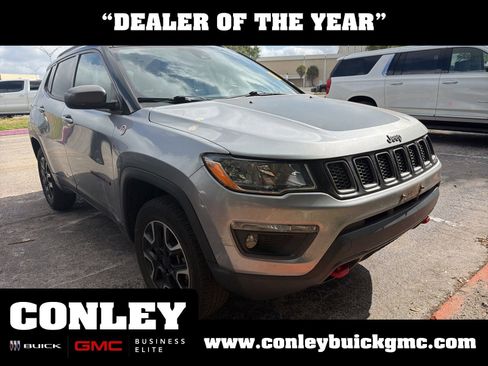 Used 2021 Jeep Compass Trailhawk AWD/4WD image 1