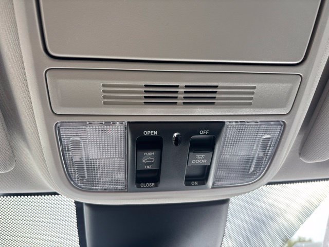 Used 2025 Honda Odyssey EX-L image 11