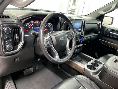 Used 2020 Chevrolet Silverado 1500 LT Trail Boss image 8