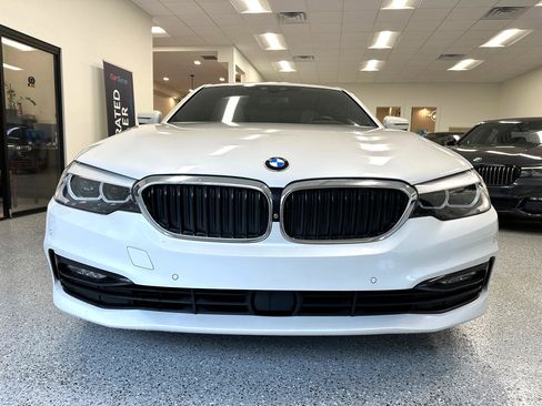 Used 2018 BMW 530i w/ Premium Package image 11