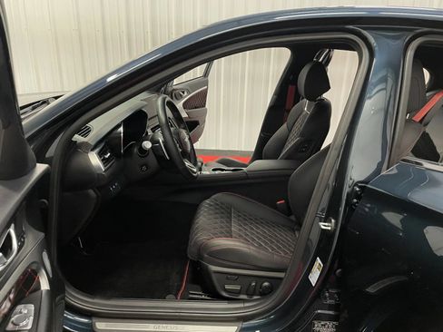 Used 2025 Genesis G70 3.3T Advanced w/ Sport Prestige Package AWD/4WD image 34