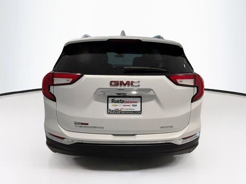 Certified 2022 GMC Terrain SLT w/ Infotainment Package II image 6