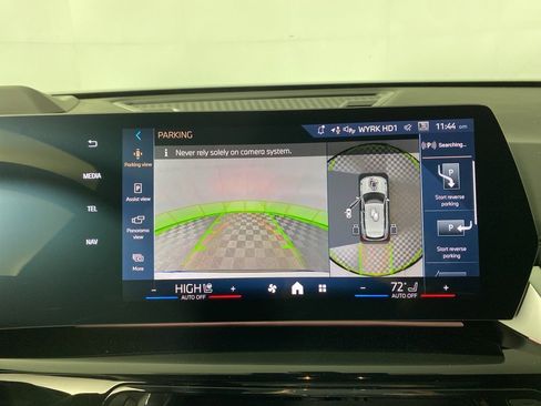 New 2026 BMW X1 xDrive28i w/ Technology Package image 12