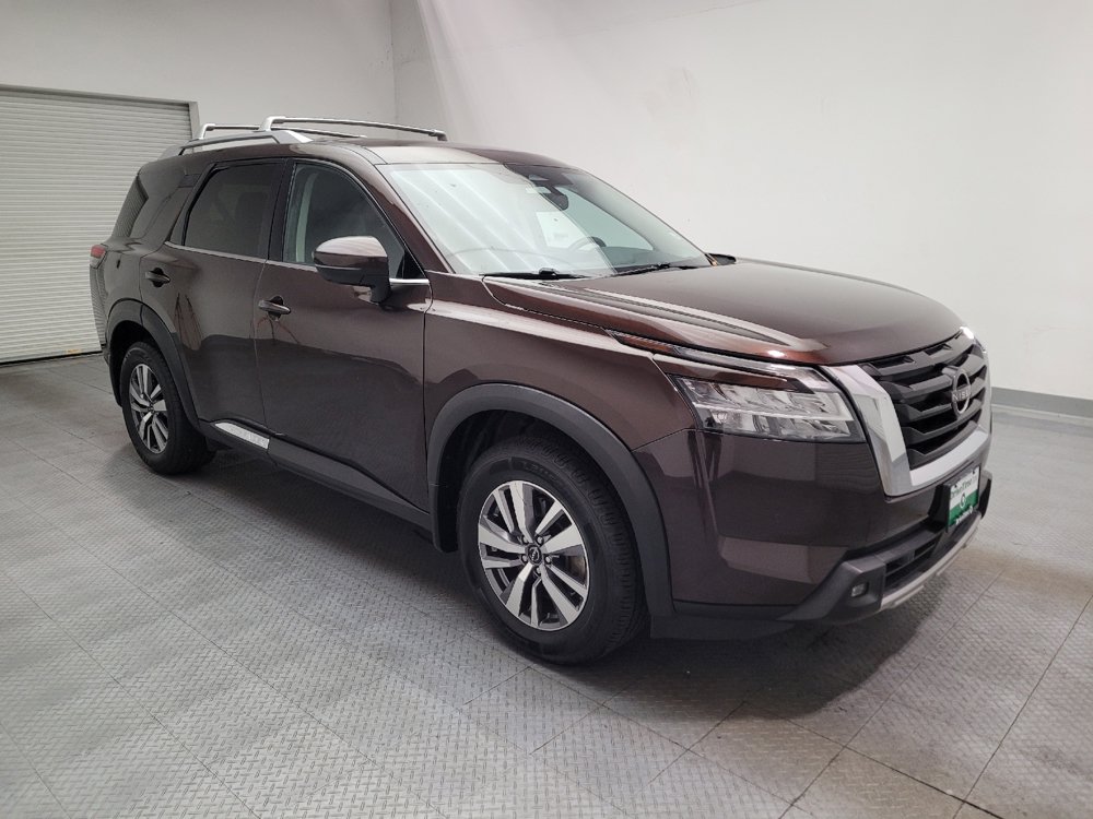 Used 2022 Nissan Pathfinder SL FWD image 13