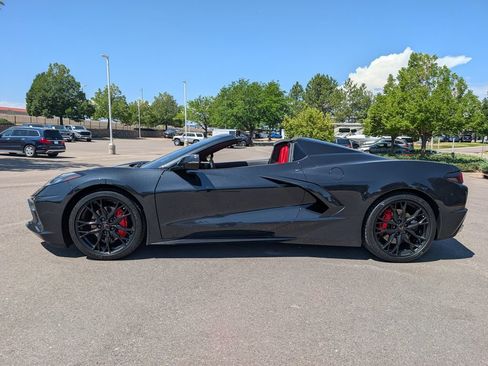 Used 2024 Chevrolet Corvette Stingray Convertible RWD image 3