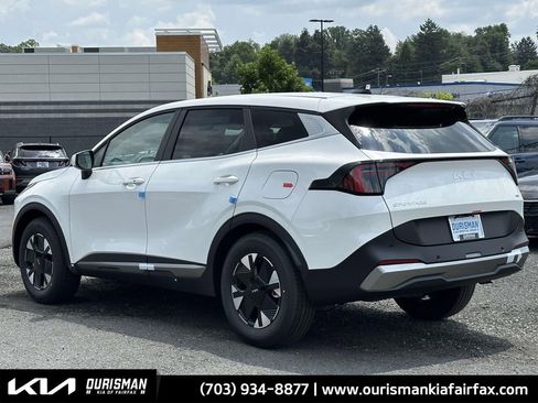 New 2026 Kia Sportage LX image 3