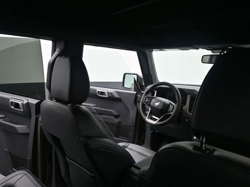 New 2025 Ford Bronco Outer Banks image 2