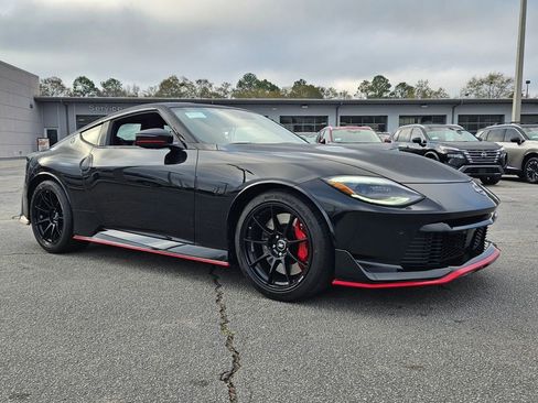 New 2026 Nissan Z NISMO w/ Floor Mat Package RWD image 12