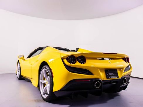 Certified 2022 Ferrari F8 Tributo image 26