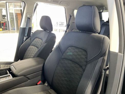 New 2026 Nissan Pathfinder SV FWD image 15
