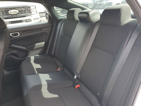 Used 2023 Honda Civic Sport image 19