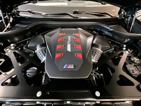 New 2026 BMW X5 M Competition w/ Executive Package AWD/4WD image 16