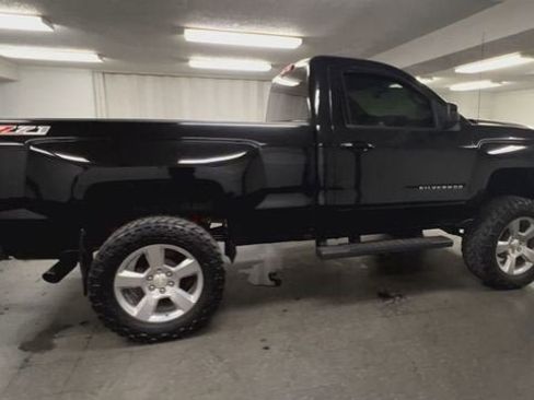 Used 2016 Chevrolet Silverado 1500 LT w/ LT Convenience Package AWD/4WD image 9