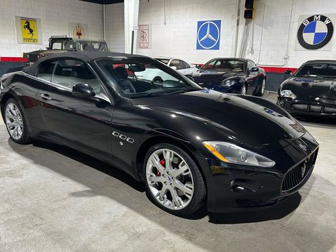 Used 2011 Maserati GranTurismo Convertible RWD image 13
