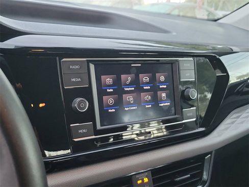 Used 2023 Volkswagen Taos S image 20