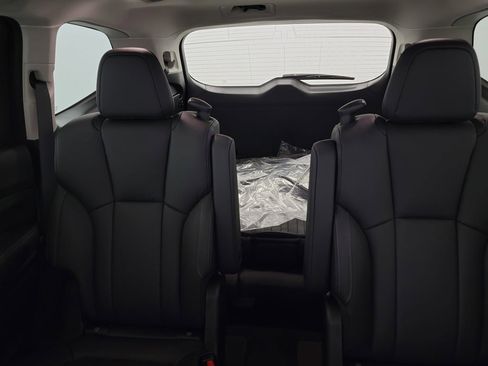New 2026 Subaru Ascent Premium AWD/4WD image 9