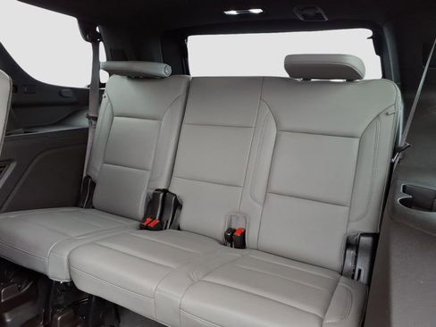 Used 2021 Chevrolet Tahoe LT RWD image 13