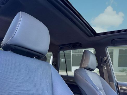 Certified 2023 Lexus GX 460 Premium w/ Premium Plus Package AWD/4WD image 17