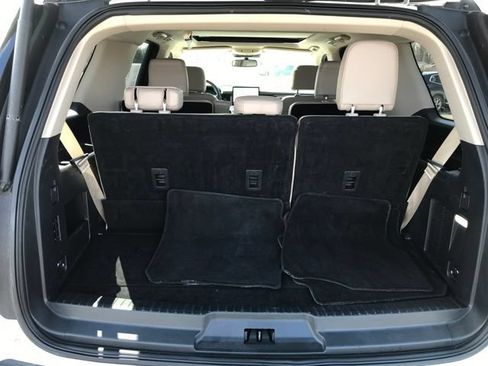 Used 2024 Ford Expedition Limited AWD/4WD image 21