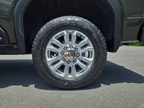 Used 2022 GMC Sierra 2500 Denali AWD/4WD image 9