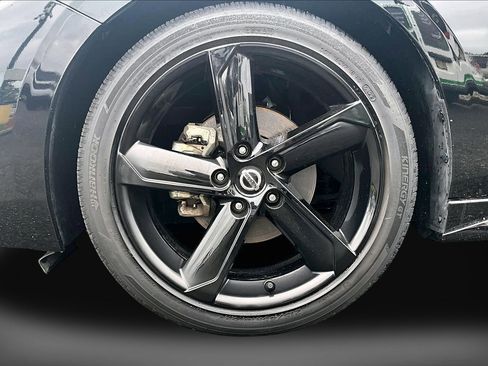 Used 2023 Nissan Sentra SR w/ Midnight Edition Package FWD image 8