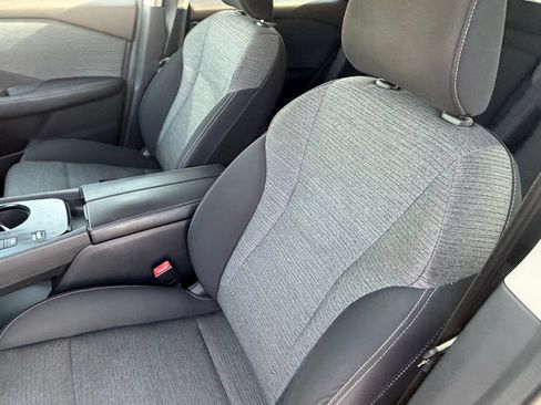 Certified 2022 Nissan Rogue SV FWD image 26
