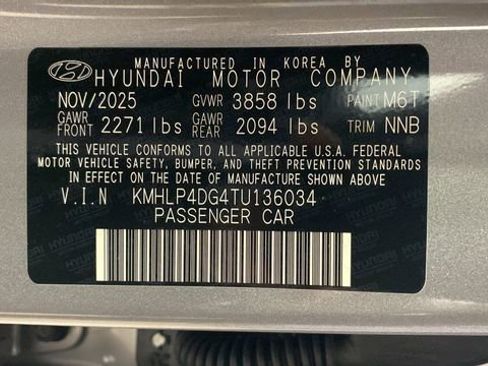 New 2026 Hyundai Elantra Limited image 28